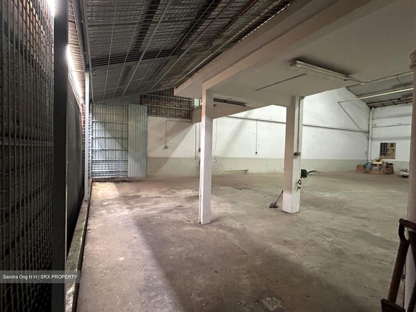 Min Ghee Building (D12), Factory #473617271